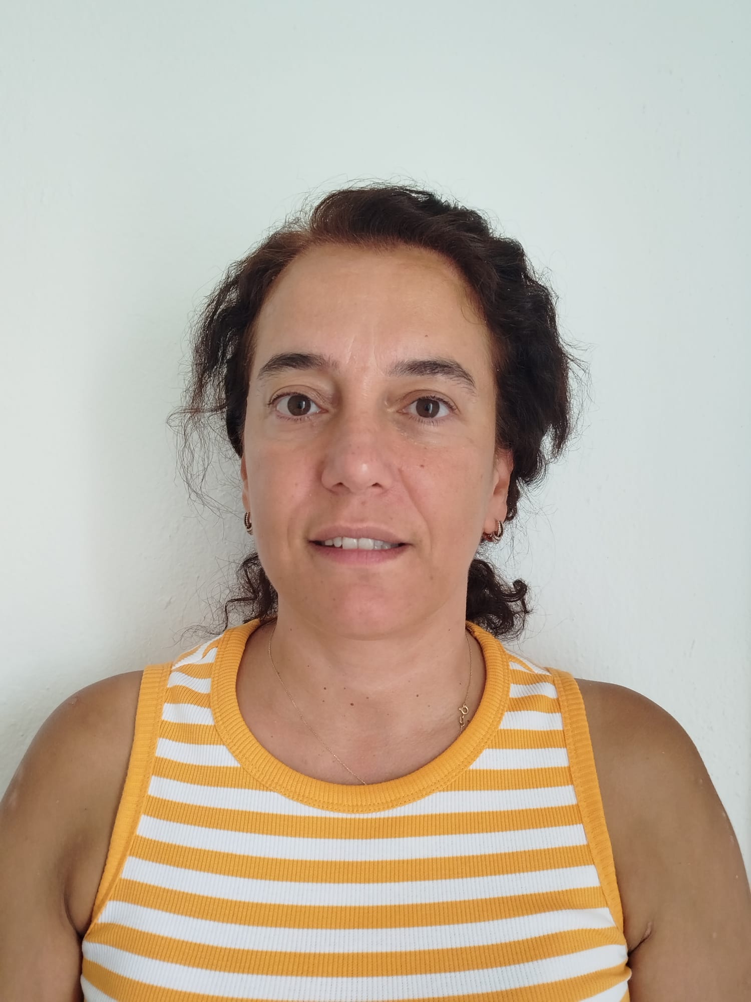Elif ESEN
