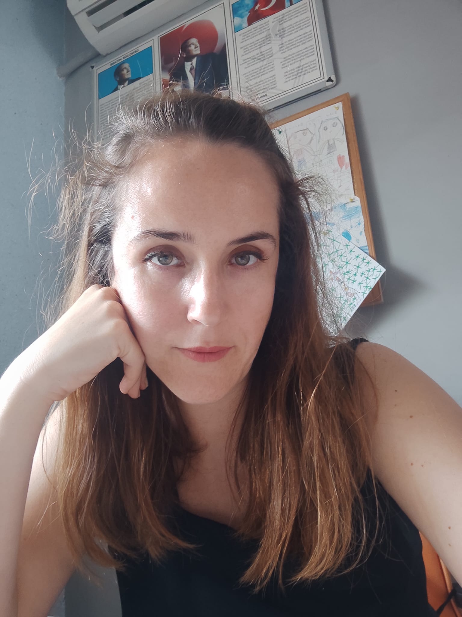 Ebru  Kanadıkırık