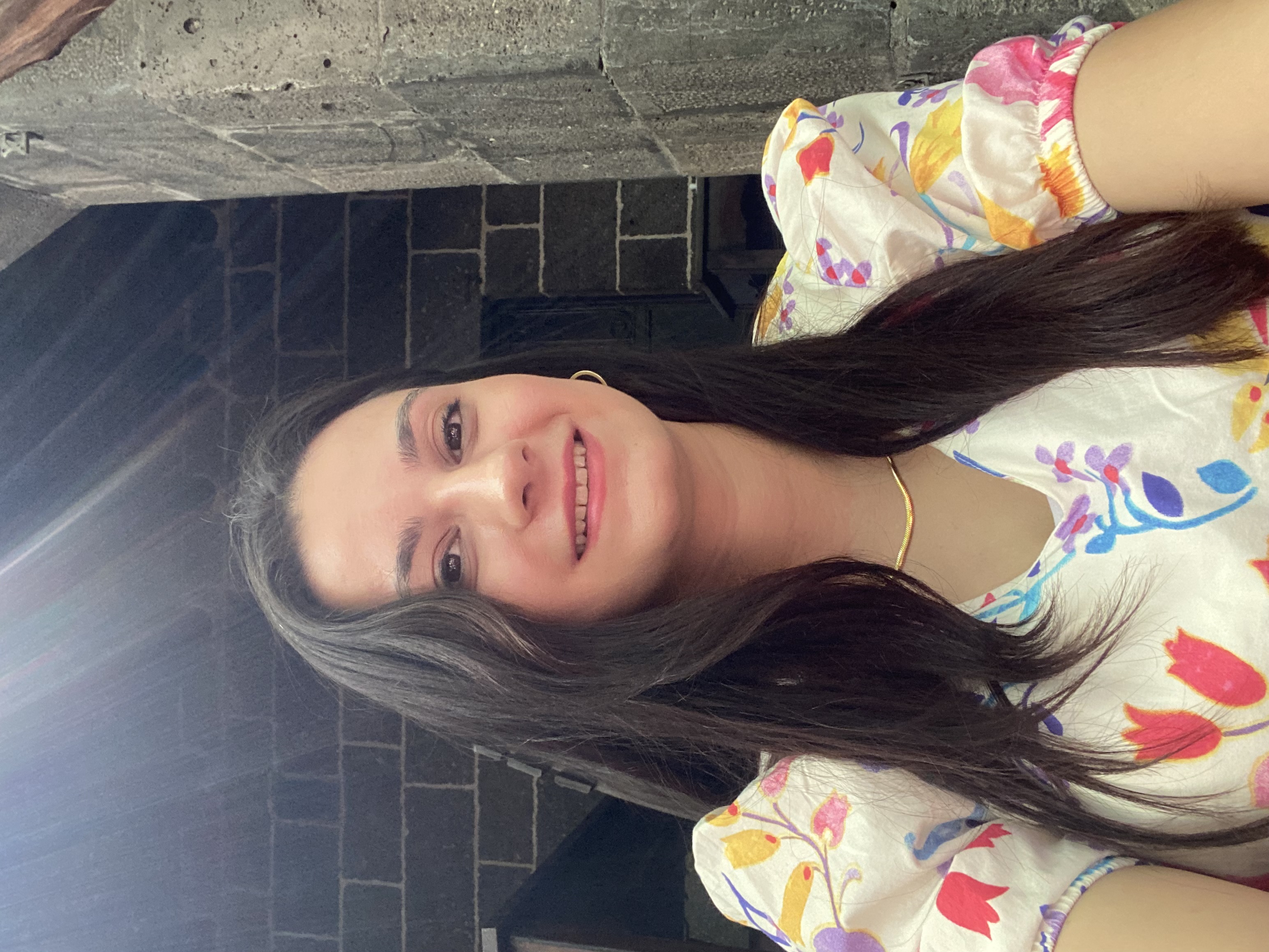 AYSEL ASLAN